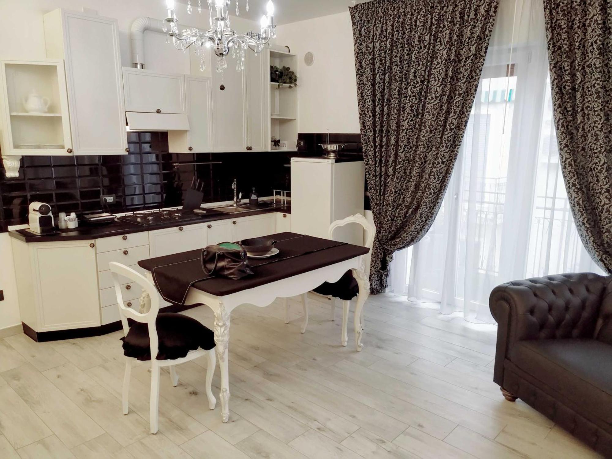 Alloggio Turistico Giulietta E Romeo - Intero Appartamento - Villafranca Di Verona, Zimmer, Holiday Rooms Extérieur photo