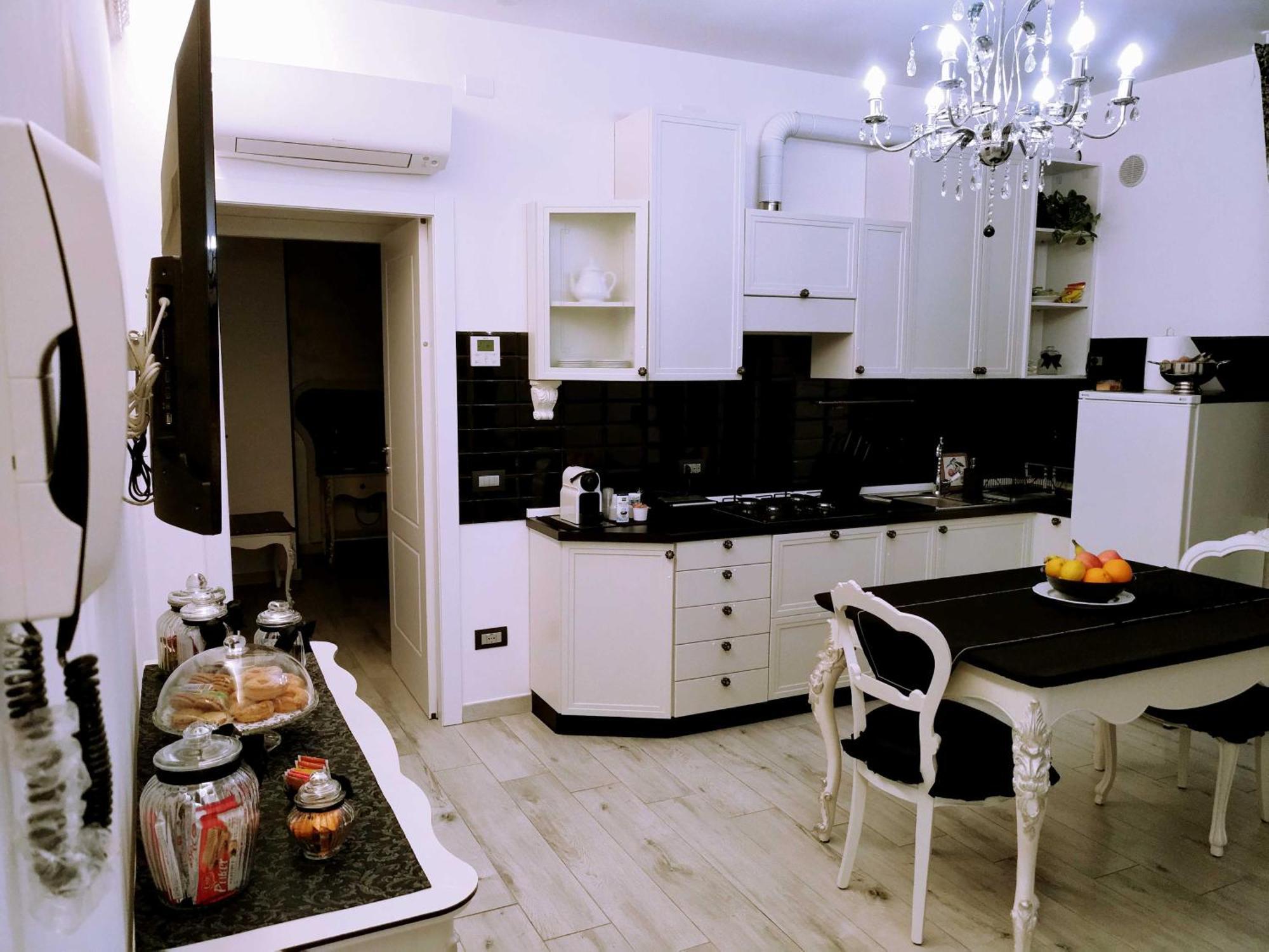 Alloggio Turistico Giulietta E Romeo - Intero Appartamento - Villafranca Di Verona, Zimmer, Holiday Rooms Extérieur photo